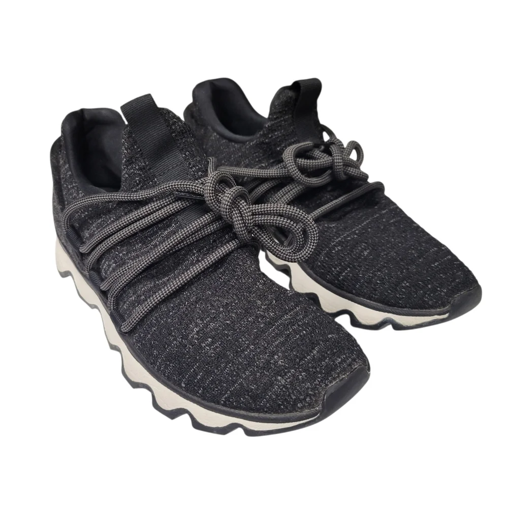 Sorel kinetic knit